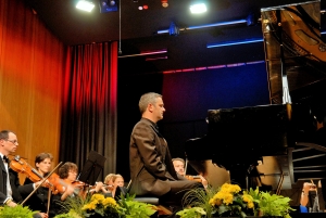 Maifestival 2014 - Klavierkonzert mit Daniel Grimwood